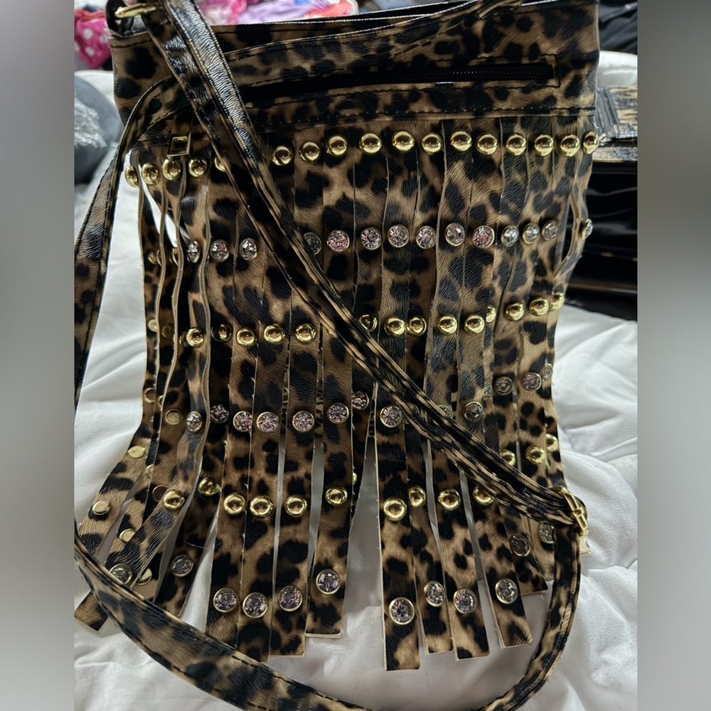 Crossbody purse